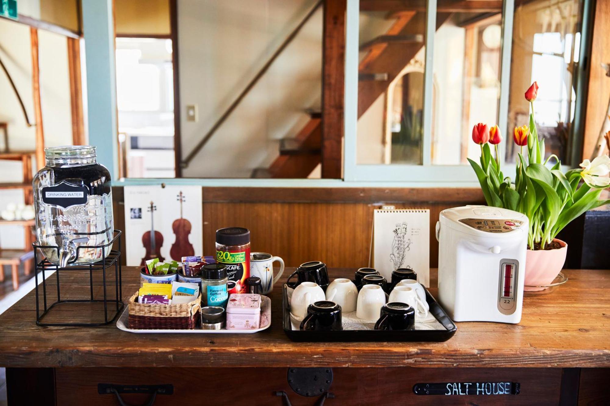Hotel ソルトハウス à Imabari Railway Station Extérieur photo