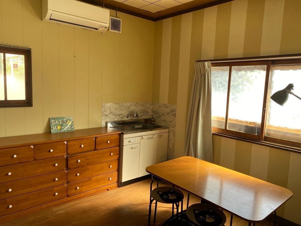 Hotel ソルトハウス à Imabari Railway Station Extérieur photo