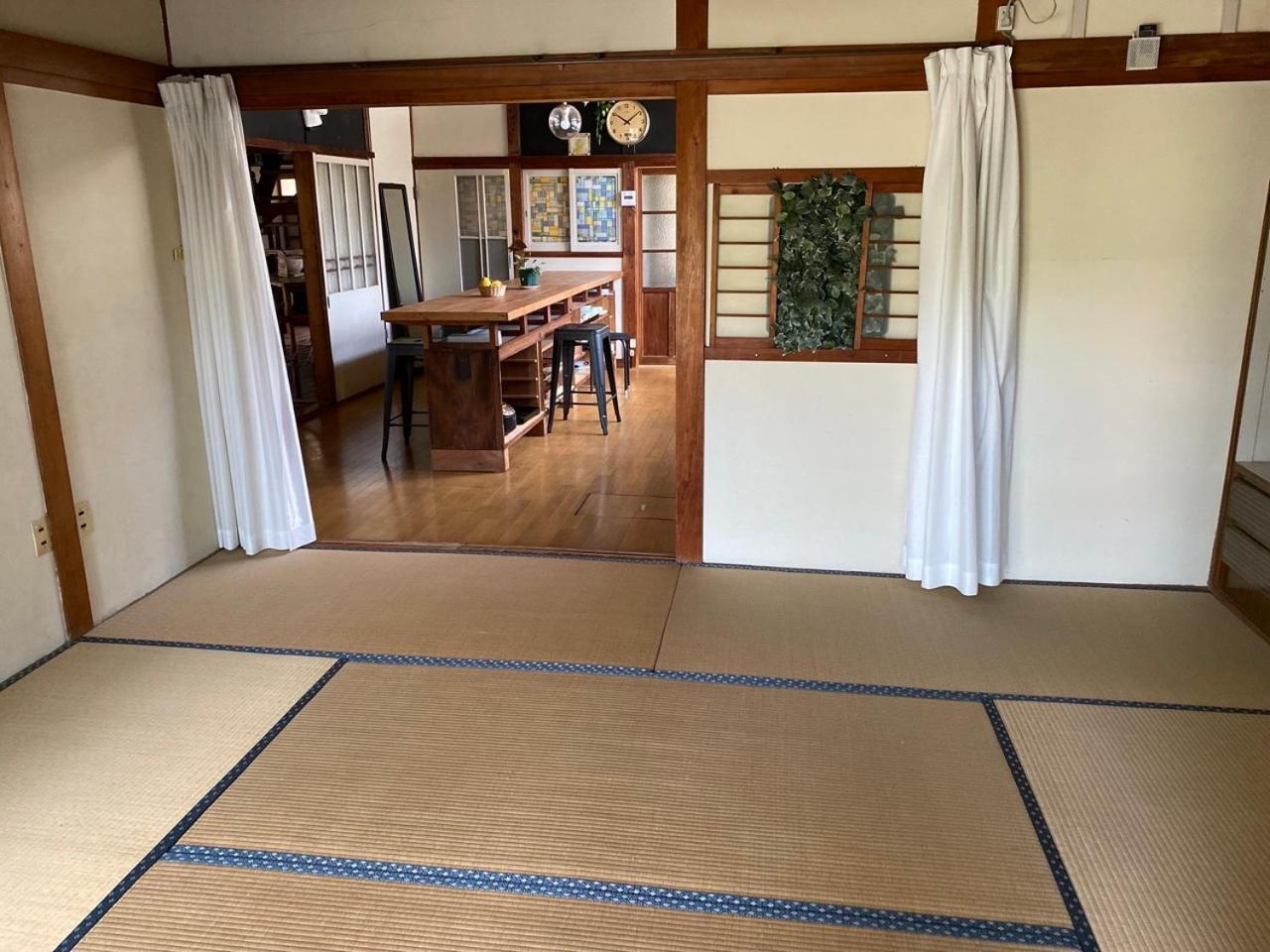 Hotel ソルトハウス à Imabari Railway Station Extérieur photo